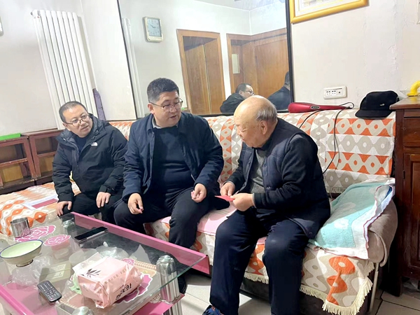 馬中豪  慰問  1.jpg